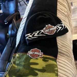 Harley Davidson Scarf & Hat